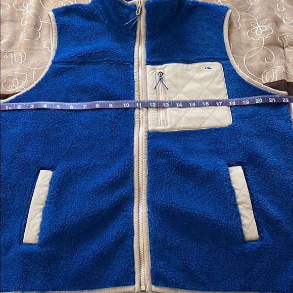 Vineyard Vines Sherpa Vest (Size: L) - Picture 6 of 7